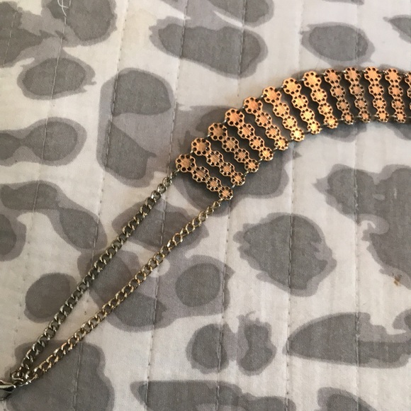 Cleopatra style gold tone necklace - Picture 6 of 10